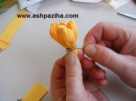 Build-a-flower-of-color-with-paper-Paper-hanging -2016 (11)