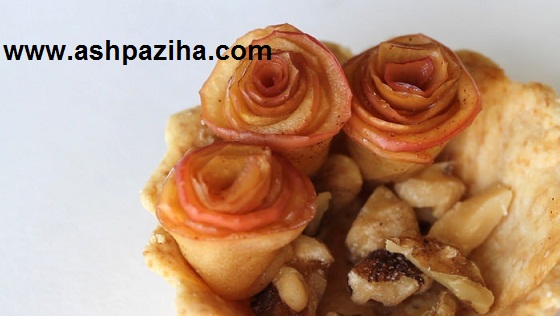 How-prepared-the-apple-on-a-flower-rose-image (7)