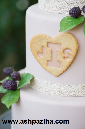 Wedding-cake-decoration-with-dough-biscuit-image (10)