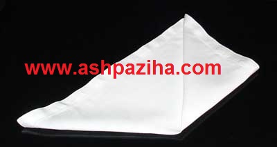 Decoration - napkin - to - shape - pyramid - Training - the image (5)