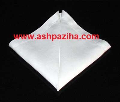 Decoration - napkin - to - shape - pyramid - Training - the image (6)