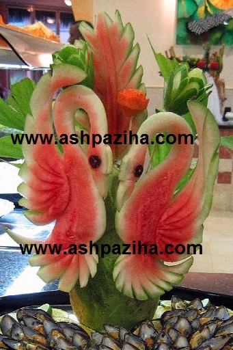 The most interesting - watermelon - Yalda - 94 - number - sixty - and - four (9)