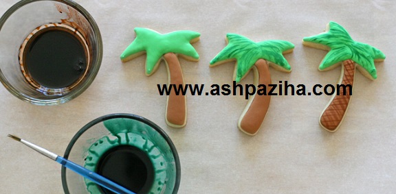 Training - decorating - biscuits - perfect - Yalda - Series - forty - and - nine (3)