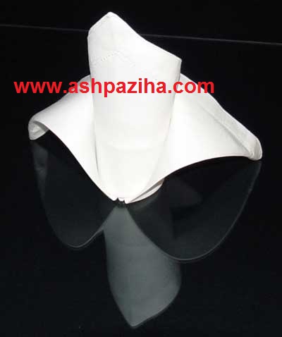 Training - beautiful - decoration - napkin - to - shape - crown - Yalda - 94 (10)
