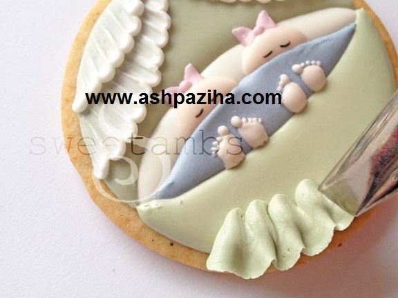 Training - image - decorating - cookies - to - celebrate - the baby - sixty - and - two (23)