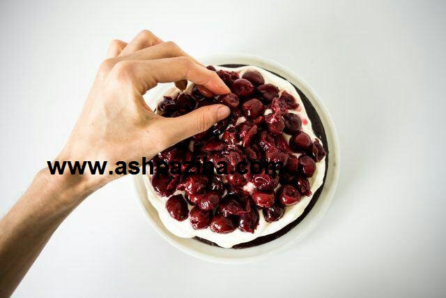 How - Preparation - cake - filling - cherry - decorated (5)