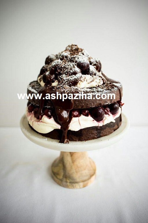 How - Preparation - cake - filling - cherry - decorated (8)