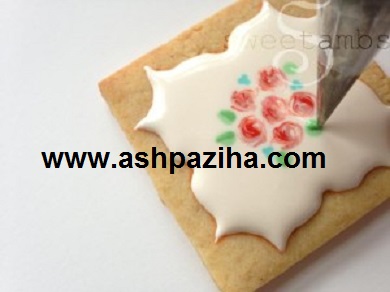 Training - image - decorating - cookies - with - Royal - Ysyng - sixty - and - nine (11)