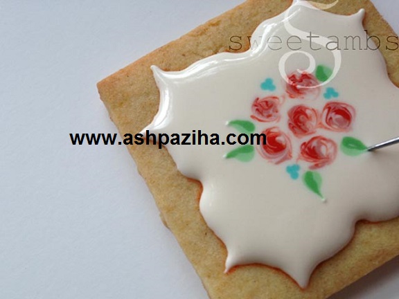 Training - image - decorating - cookies - with - Royal - Ysyng - sixty - and - nine (12)