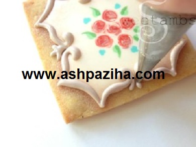 Training - image - decorating - cookies - with - Royal - Ysyng - sixty - and - nine (16)