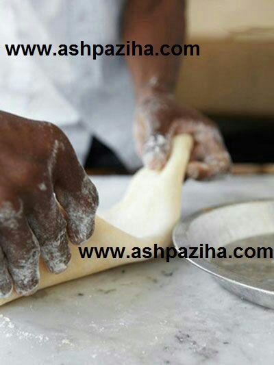 Training - image - preparation - dough - pie - crisp - and - excellent - Specials - Nowruz - 95 (5)