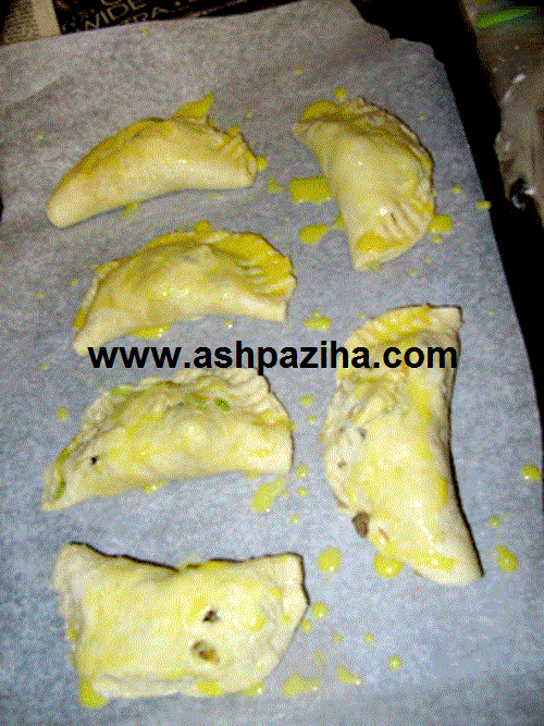 How - Preparation - the - meat - with - apple - and - Cheddar - image (3)