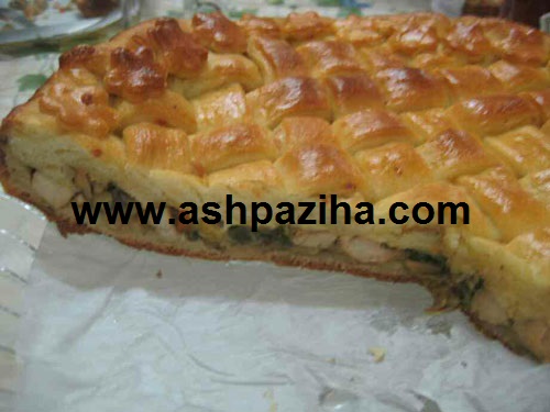 How - Preparing - pizza - covered - poultry - and - Mushrooms - Nowruz 95 (2)