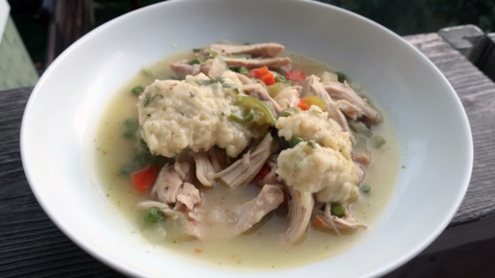 سوپ مرغ یک پیش غذای فوری و ساده